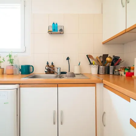Privee Dans Charmante Maison Cosy Проживание в семье *